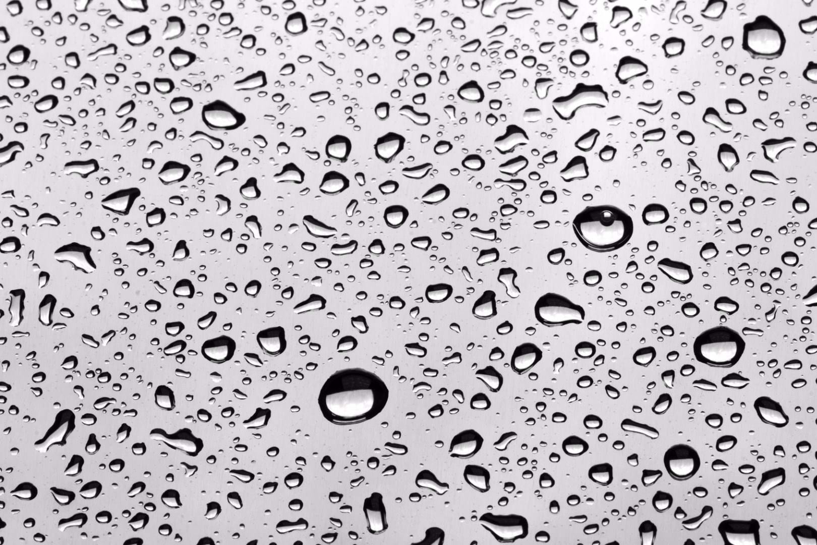 Water droplets on aluminium plate